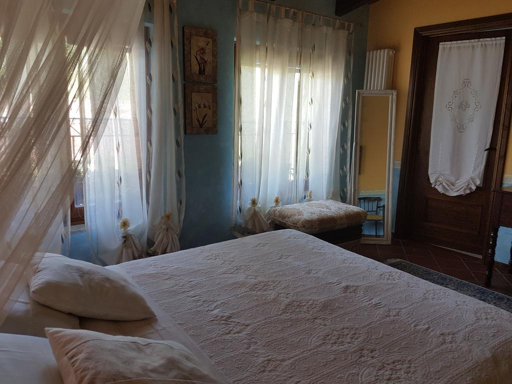 Bed And Breakfast Olimpia San Salvatore Monferrato Exterior foto