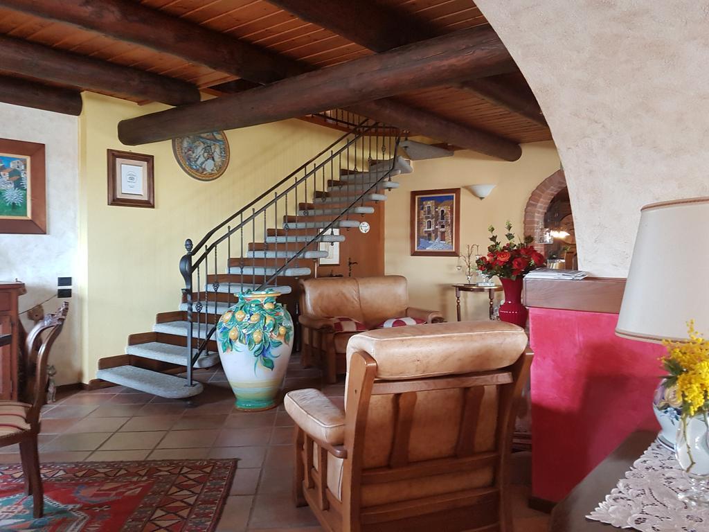 Bed And Breakfast Olimpia San Salvatore Monferrato Exterior foto